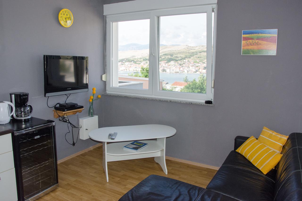 Apartments Sv. Jelena 2 Pag Town Exterior photo
