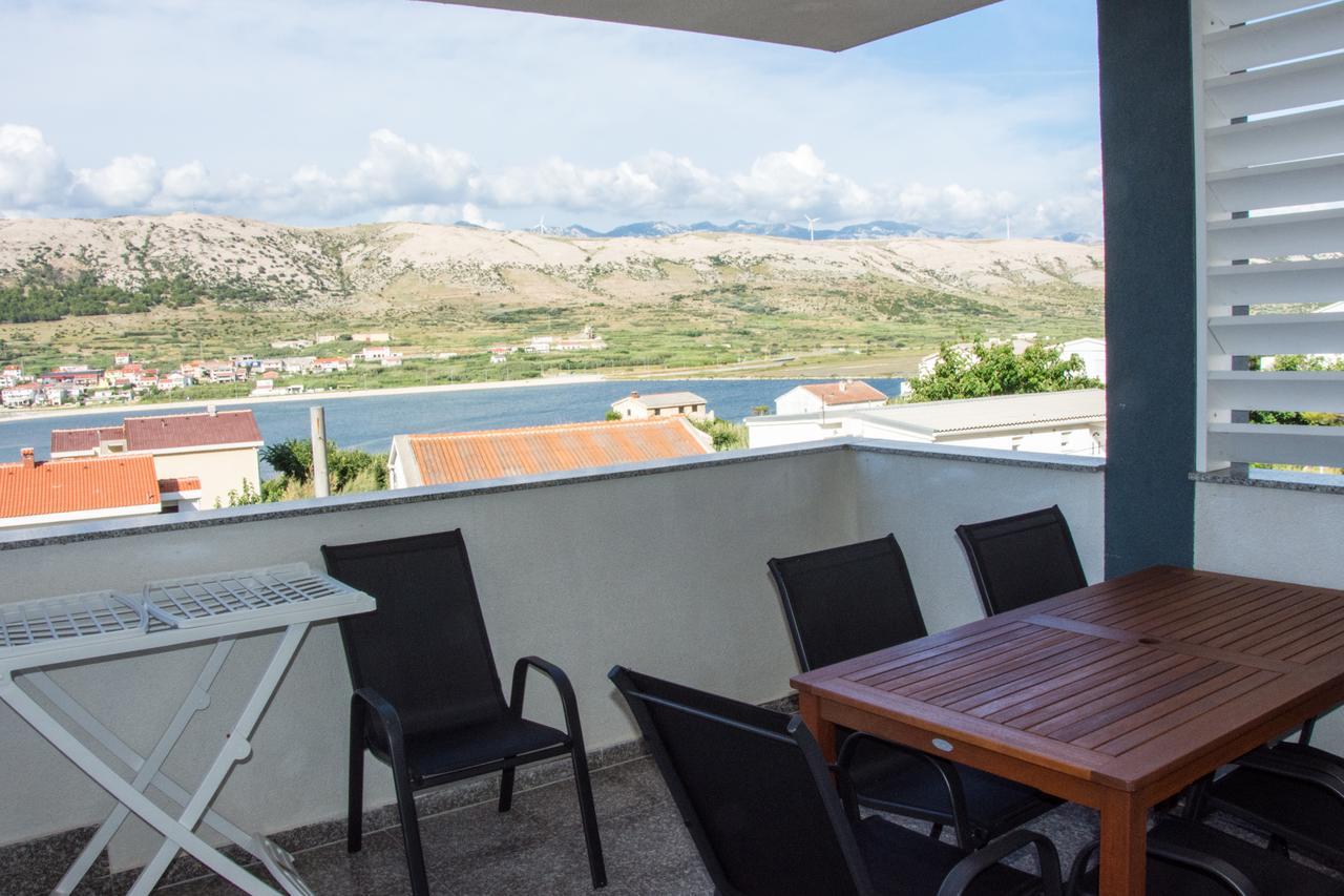 Apartments Sv. Jelena 2 Pag Town Exterior photo