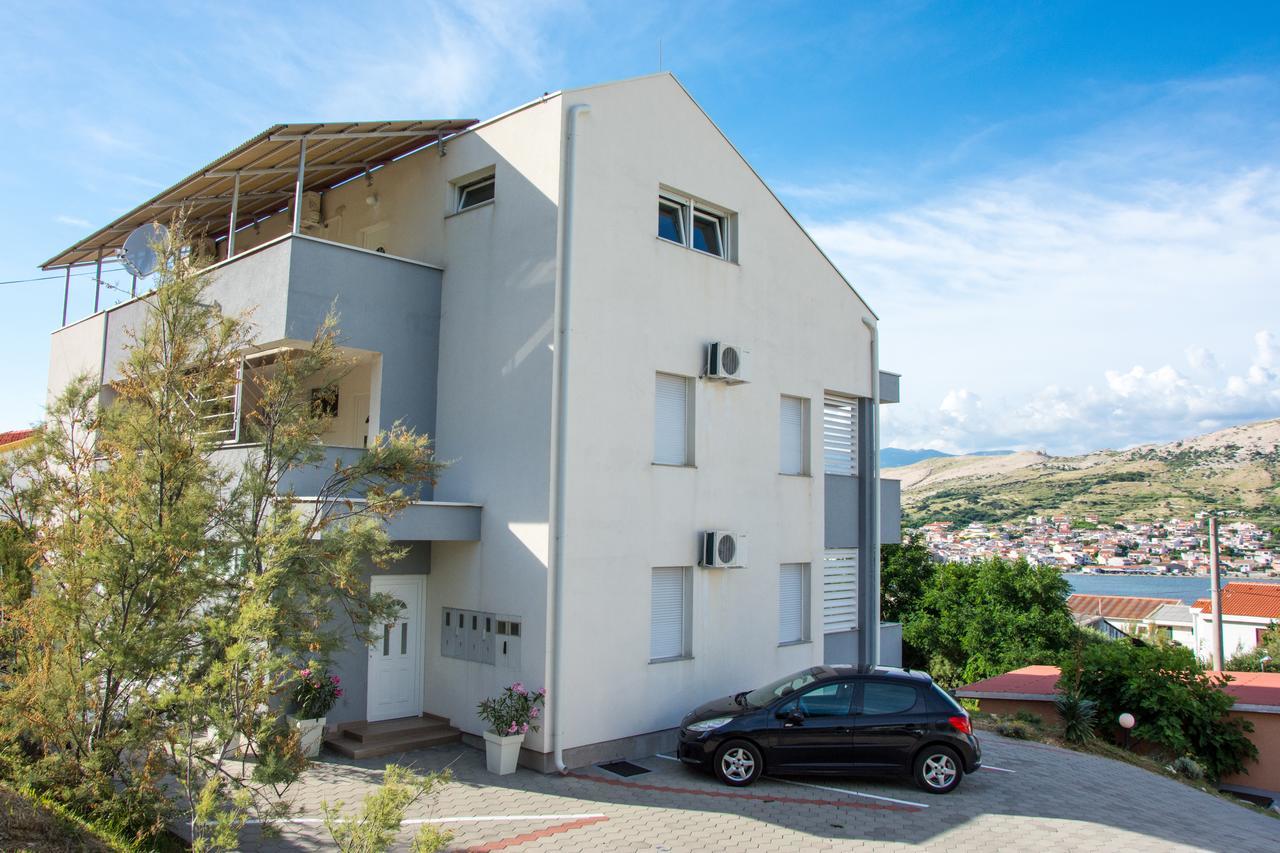 Apartments Sv. Jelena 2 Pag Town Exterior photo