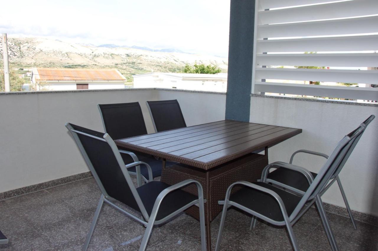 Apartments Sv. Jelena 2 Pag Town Exterior photo